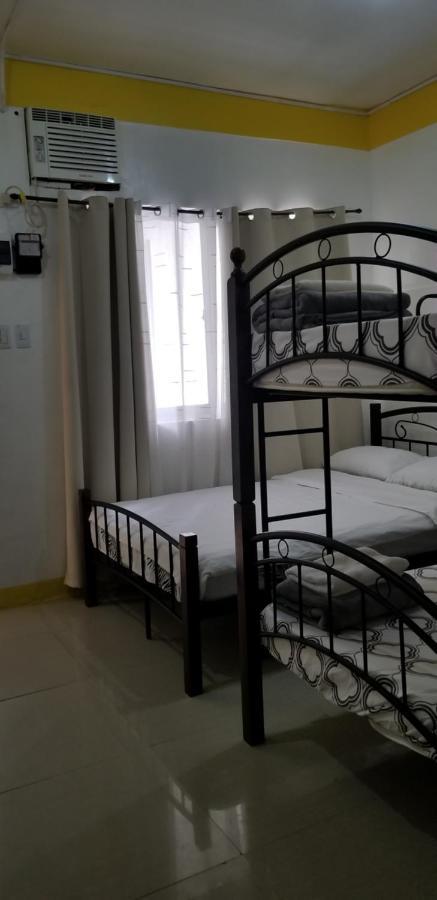 Innsite Room Rentals Manila Esterno foto