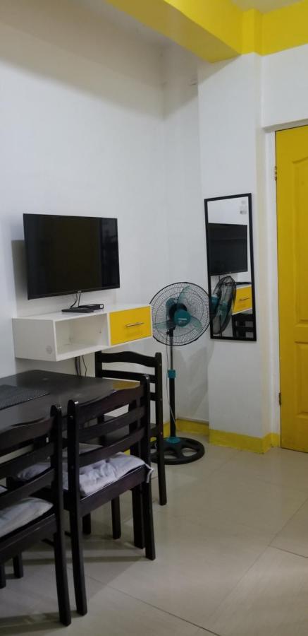 Innsite Room Rentals Manila Esterno foto